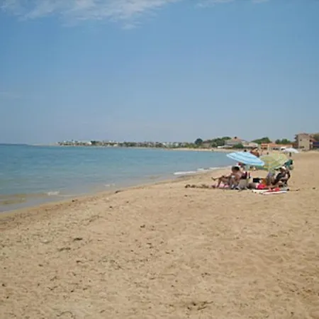 Spacious Family With Airco, Private 5x10m Pool, Sandy 300m, Free Wifi Будинок відпочинку