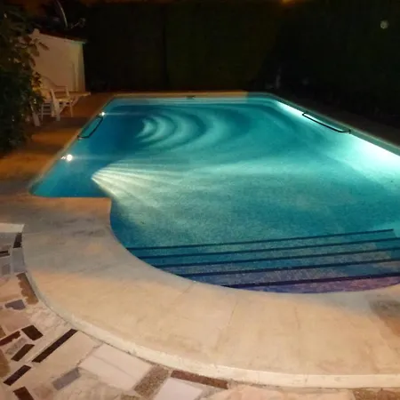 Spacious Family With Airco, Private 5x10m Pool, Sandy 300m, Free Wifi * Денія