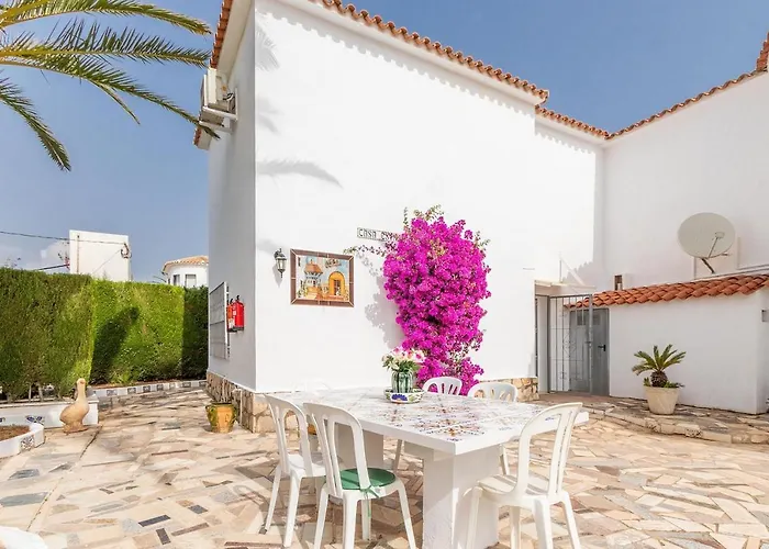 Spacious Family With Airco, Private 5x10m Pool, Sandy 300m, Free Wifi بيت للعطل