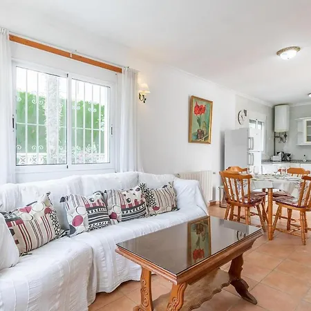 別荘 Spacious Family With Airco, Private 5x10m Pool, Sandy 300m, Free Wifi デニア