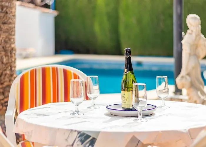 Spacious Family With Airco, Private 5x10m Pool, Sandy 300m, Free Wifi בית נופש *