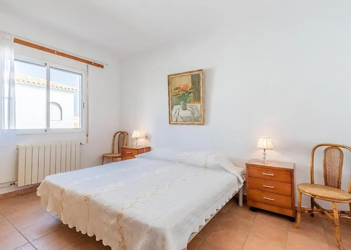 בית נופש Spacious Family With Airco, Private 5x10m Pool, Sandy 300m, Free Wifi *